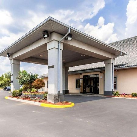 Econo Lodge Inn & Suites Middletown Buitenkant foto